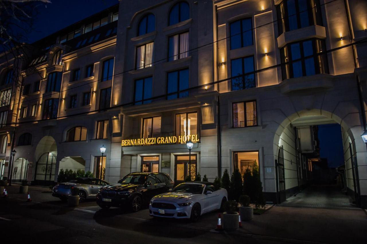 Bernardazzi Grand Hotel Chisinau Exterior foto